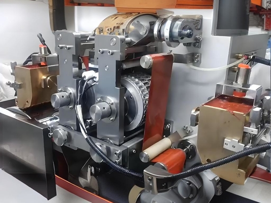 生産のための不?? 鋼クロムコーティングローリングタイプソフトカプセルマシン 1-3,5rpm